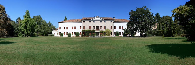 Villa Cavarzerani esterno e giardino